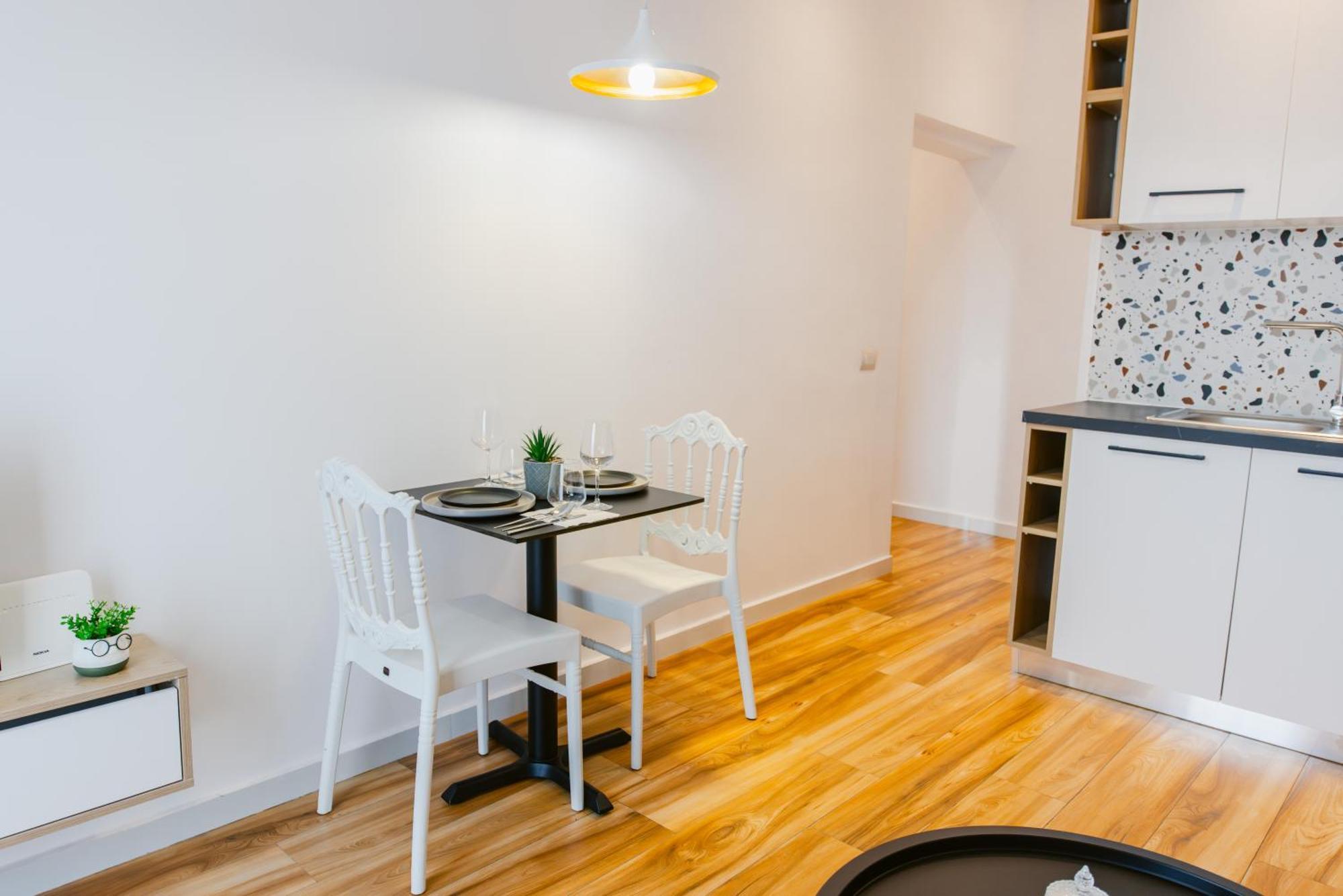 Durres Str Modern Apartments - The Nest Тирана Екстер'єр фото