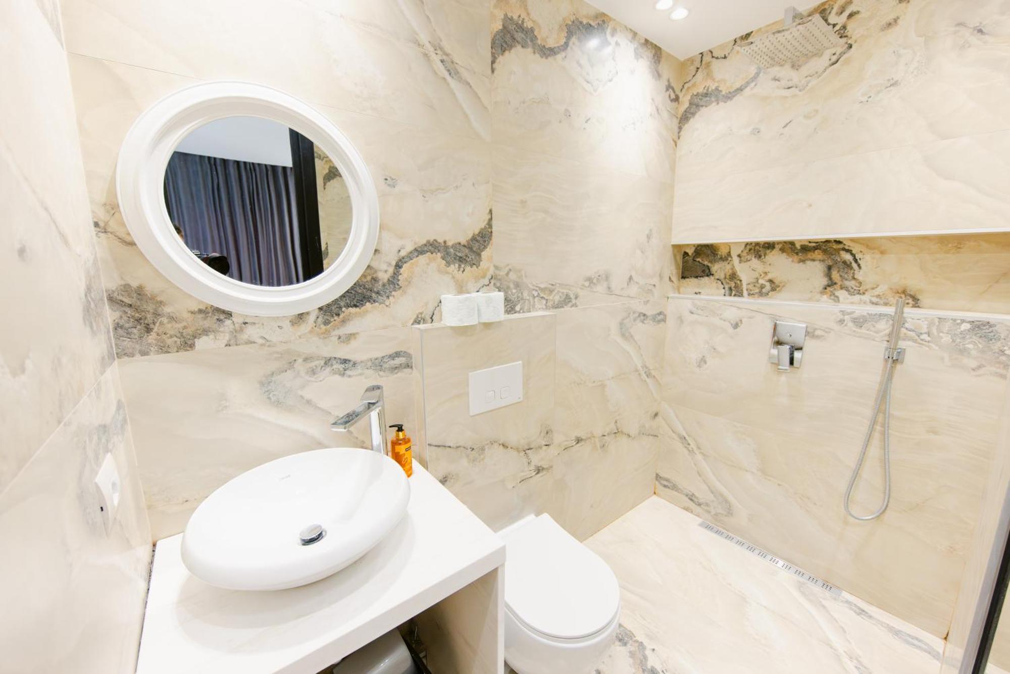 Durres Str Modern Apartments - The Nest Тирана Екстер'єр фото