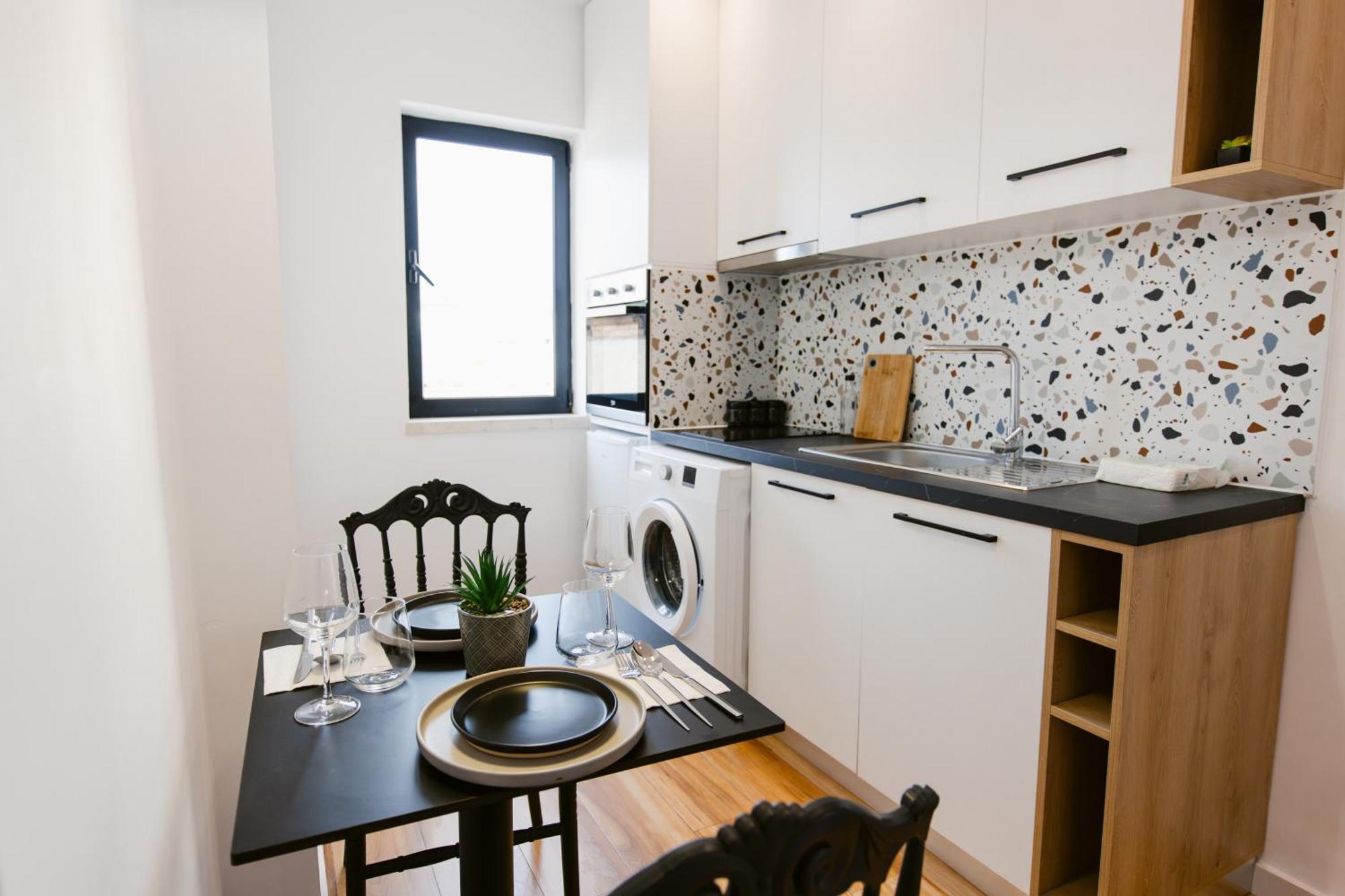 Durres Str Modern Apartments - The Nest Тирана Екстер'єр фото