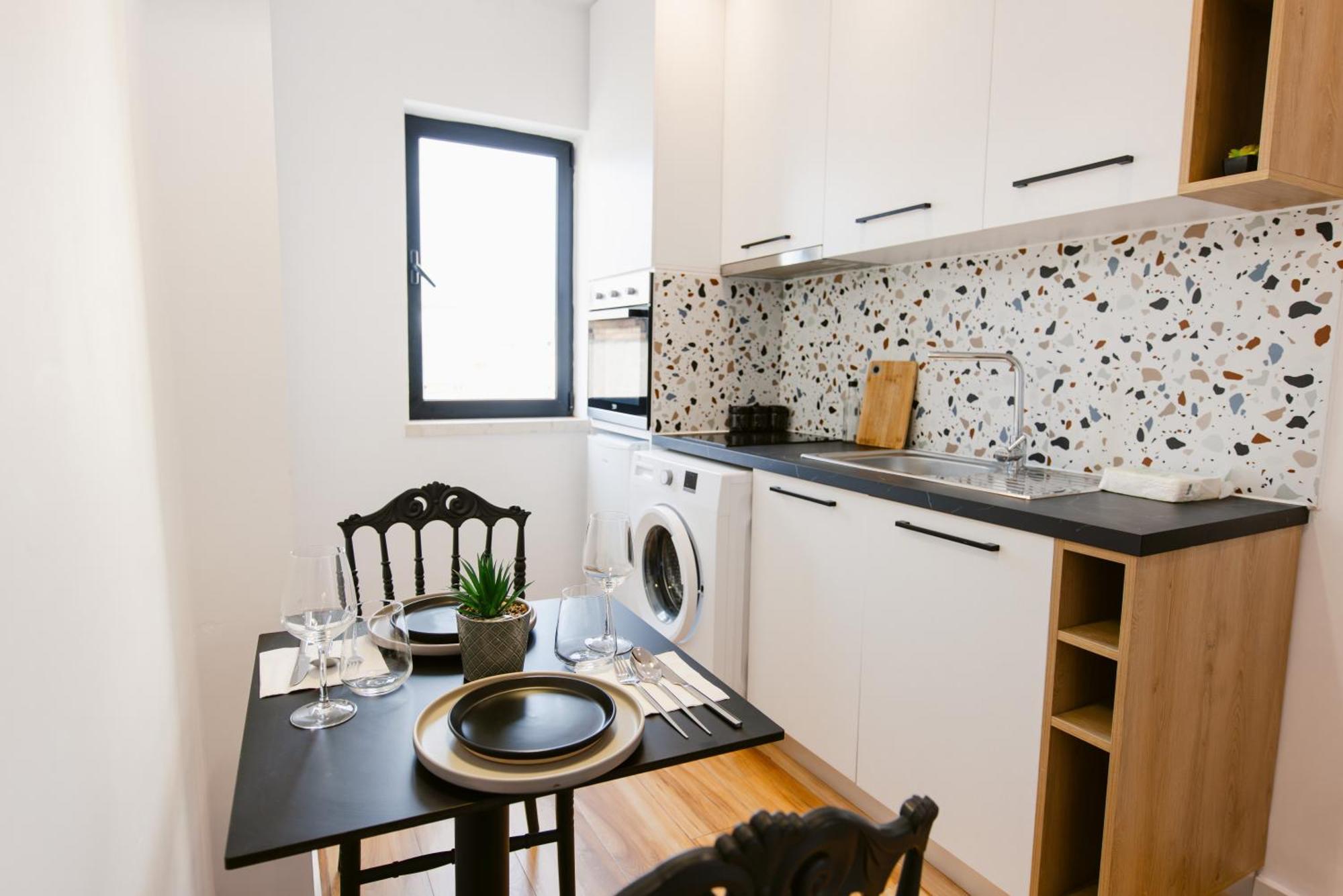 Durres Str Modern Apartments - The Nest Тирана Екстер'єр фото